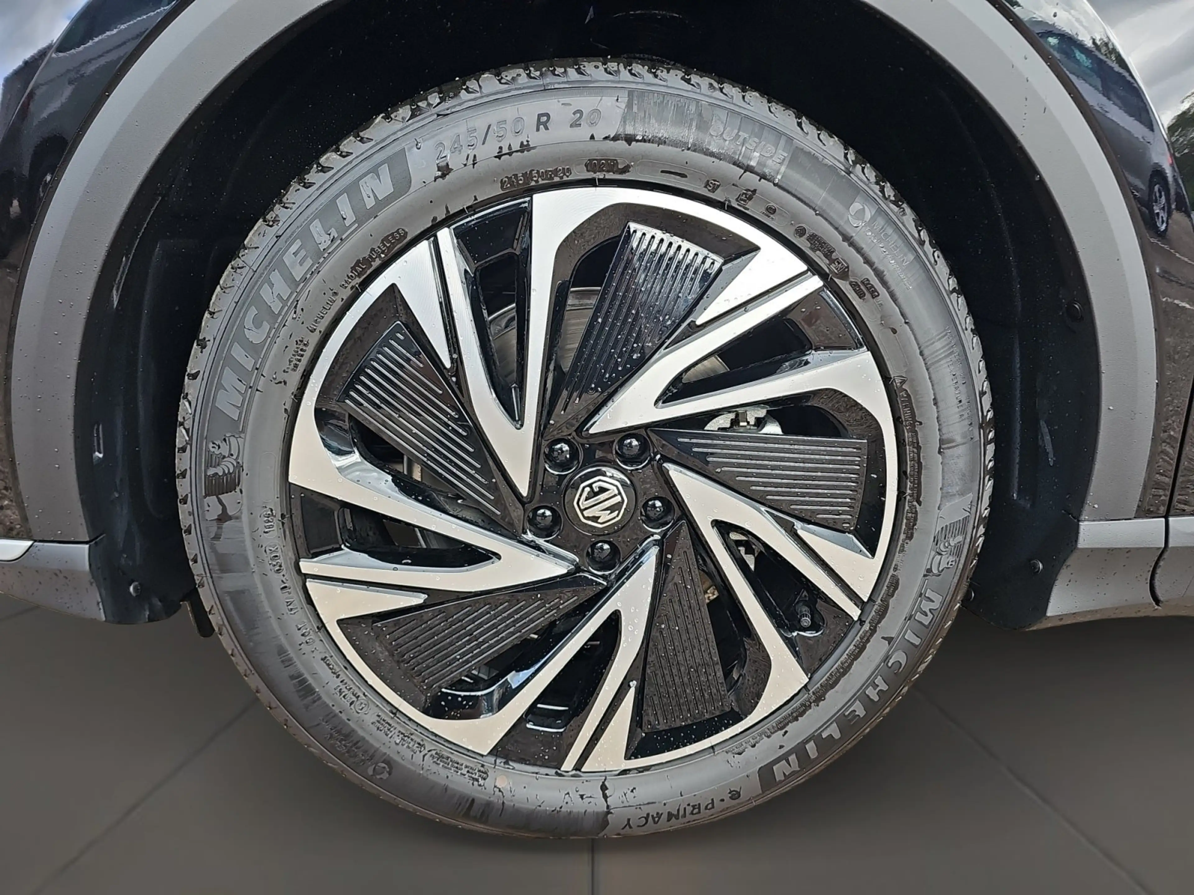 MG MGS6 EV S6 EV Luxury 360 4xSHZ ACC AUT Bel.Sitz PANO — photo 6