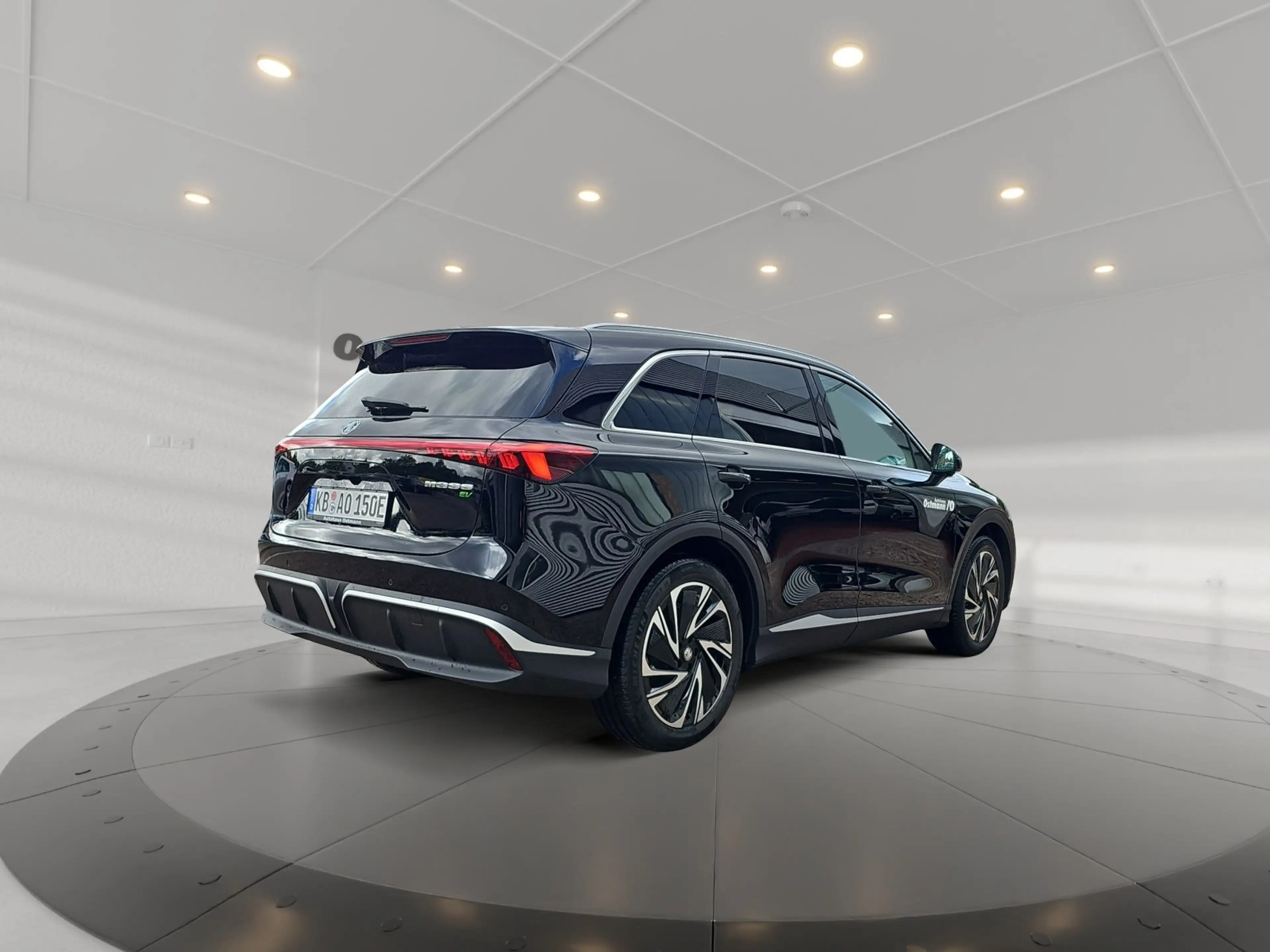 MG MGS6 EV S6 EV Luxury 360 4xSHZ ACC AUT Bel.Sitz PANO — photo 4