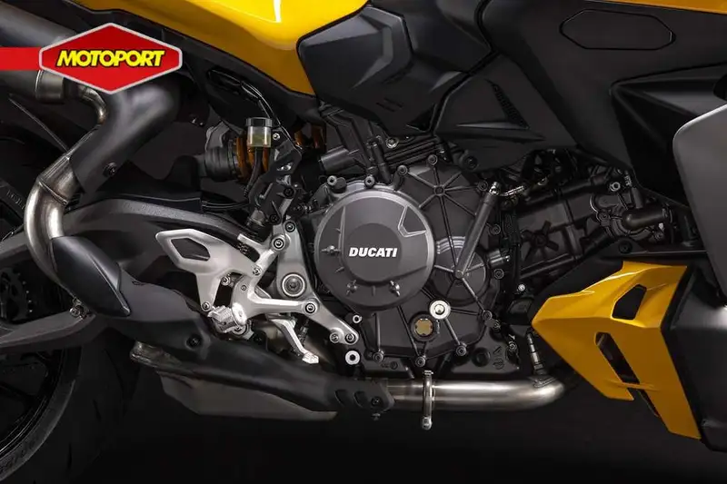 Ducati Streetfighter - foto 4