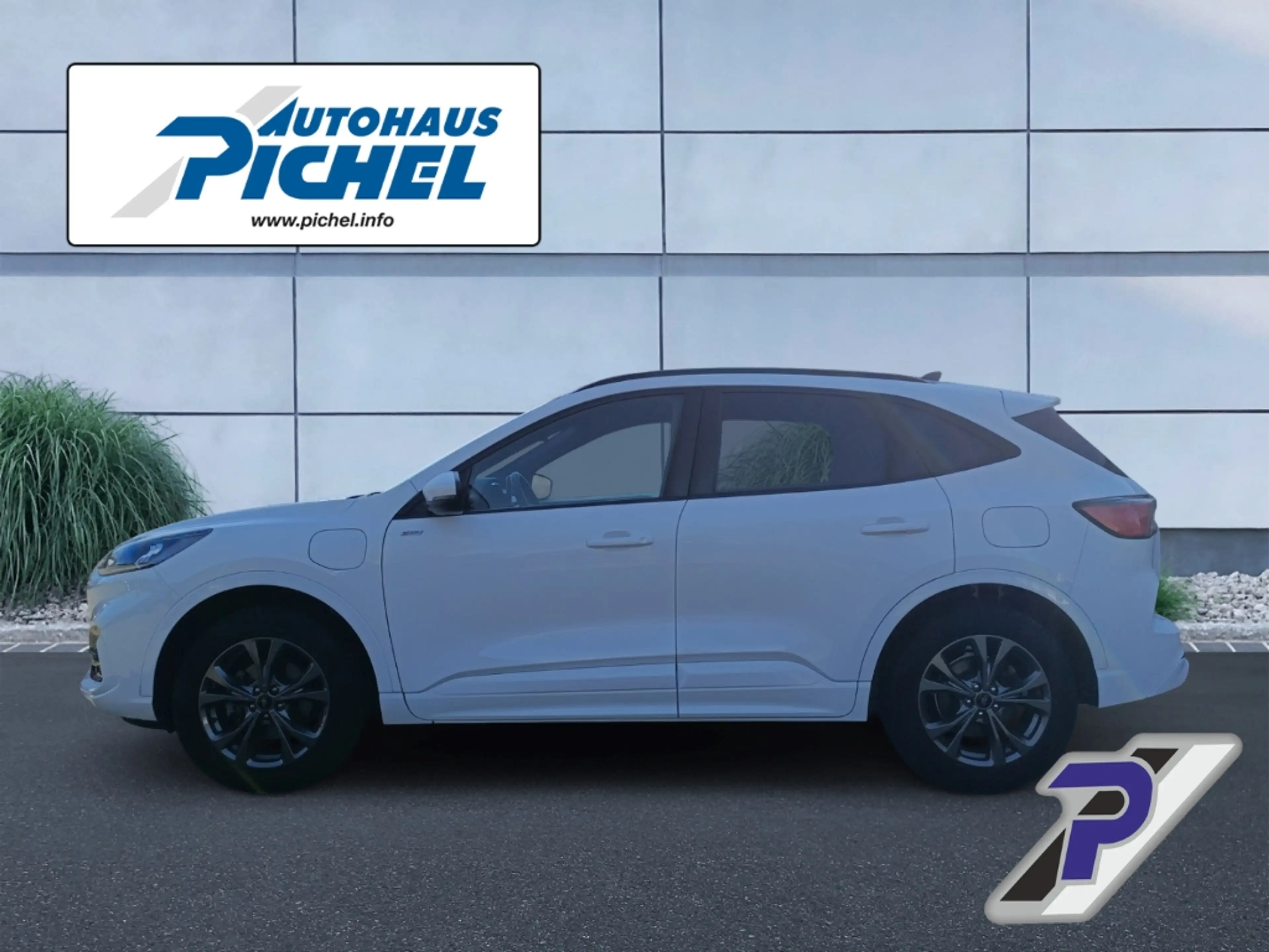 Ford Kuga Plug-In Hybrid PHEV ST-Line AHK-klappbar Navi Digi — photo 3