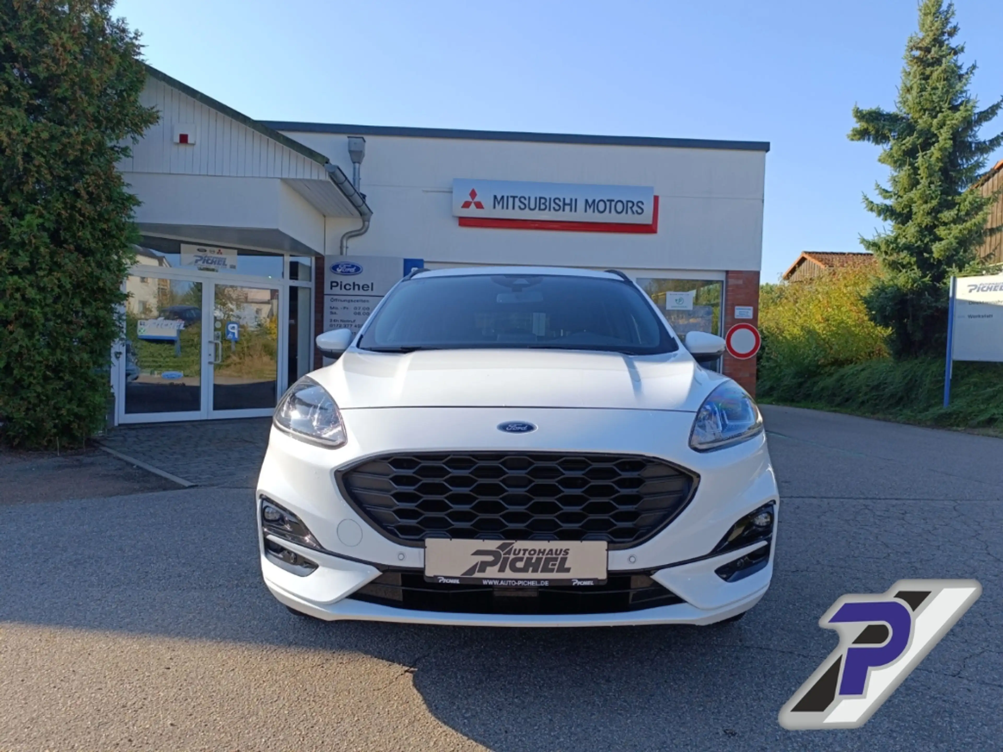 Ford Kuga Plug-In Hybrid PHEV ST-Line AHK-klappbar Navi Digi — photo 9
