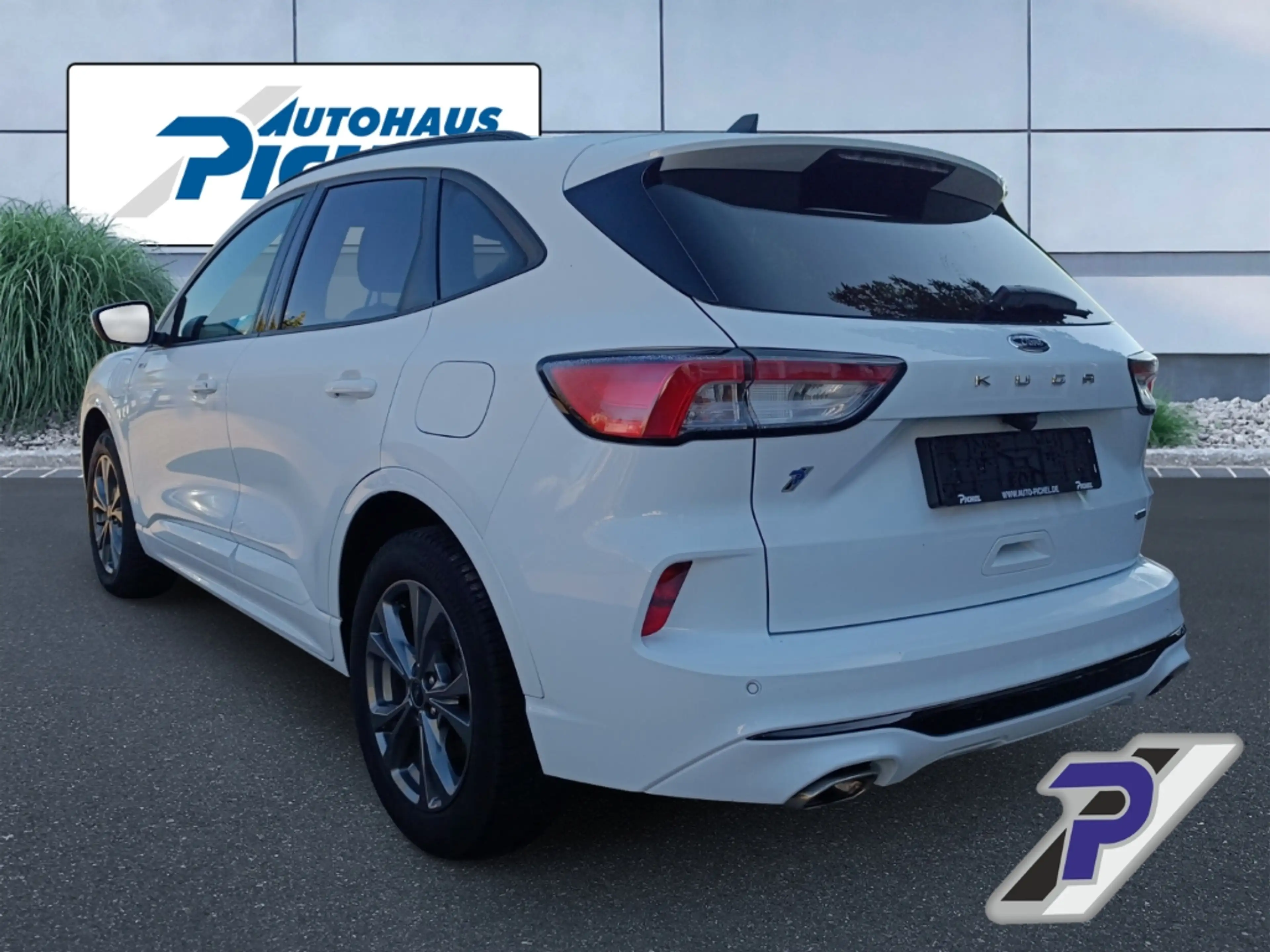 Ford Kuga Plug-In Hybrid PHEV ST-Line AHK-klappbar Navi Digi — photo 4