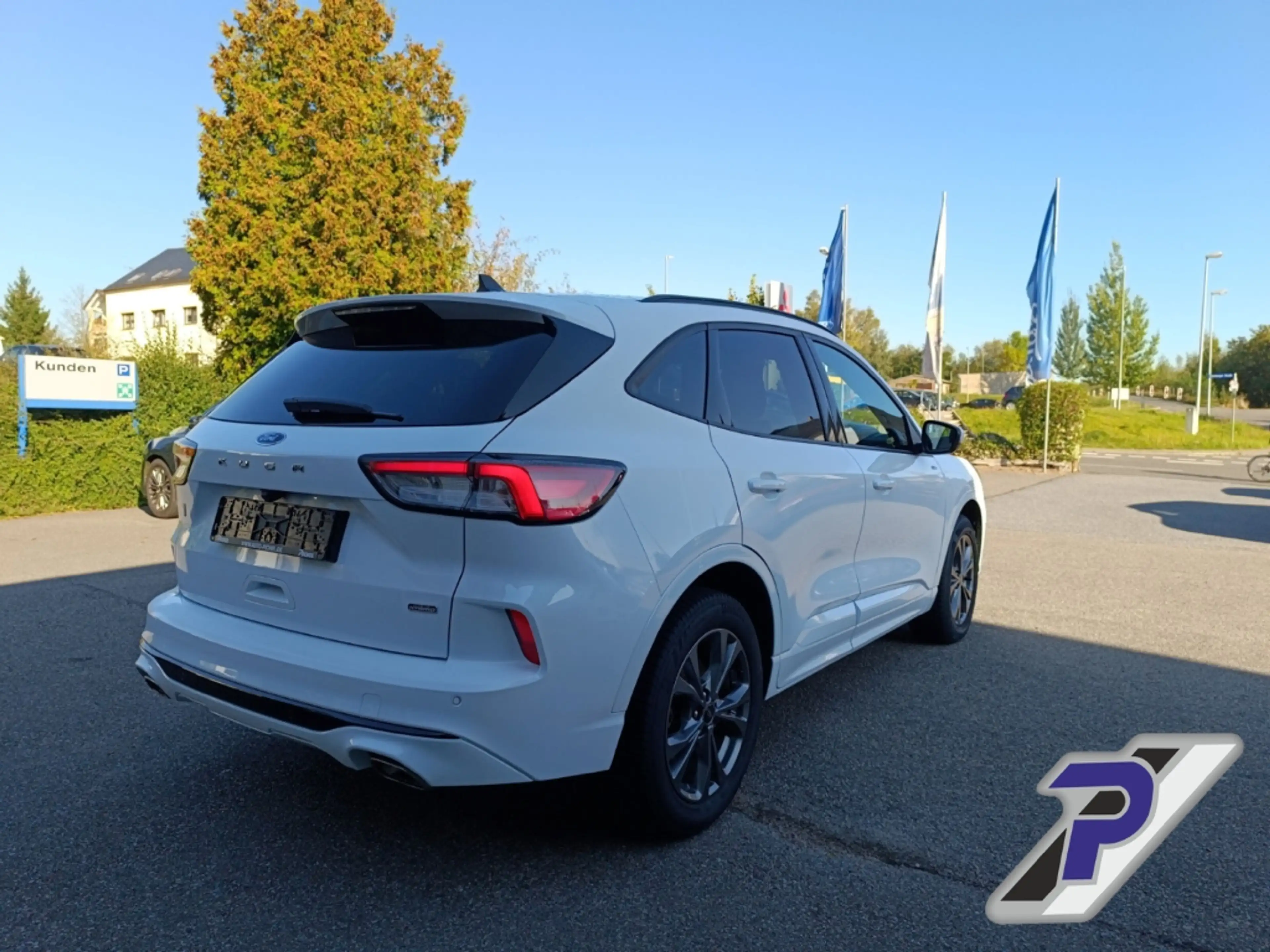 Ford Kuga Plug-In Hybrid PHEV ST-Line AHK-klappbar Navi Digi — photo 6