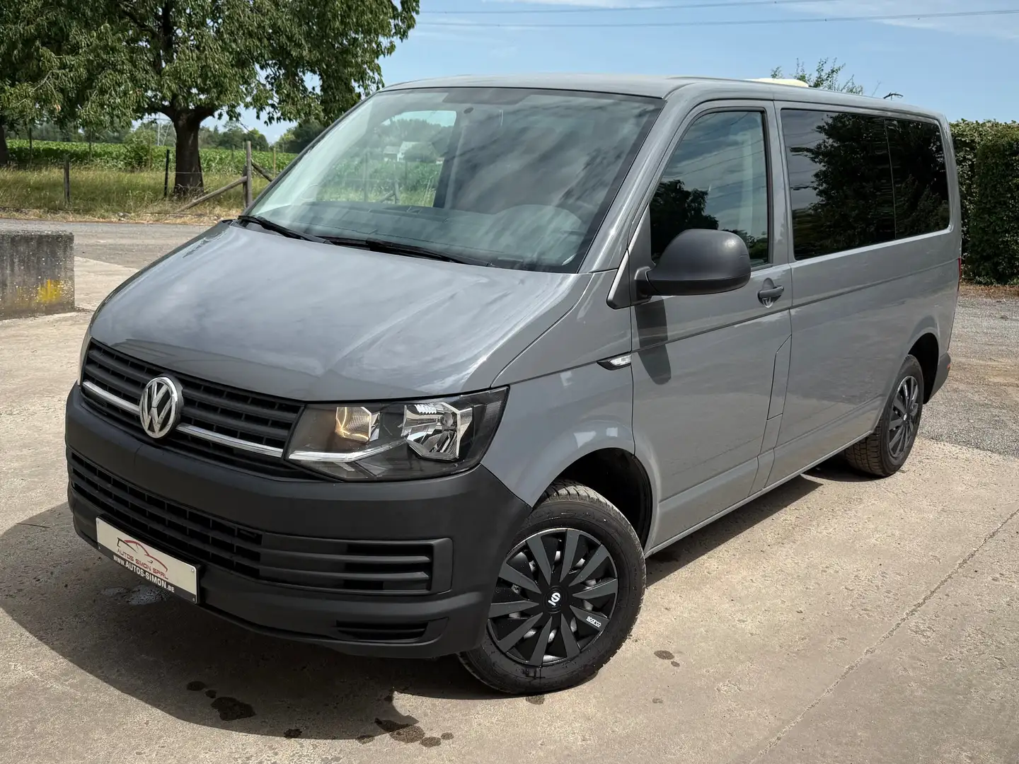 Volkswagen T6 Multivan 2.0 TDi SCR Blue, 7 Places Grijs - 1