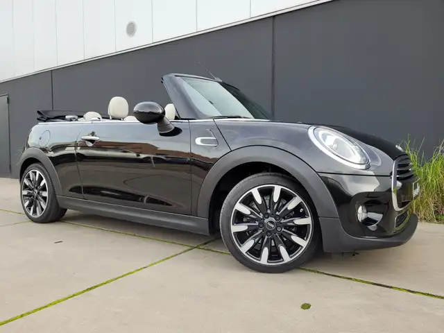 MINI Cooper Cabrio *LEDER*SPORTSTOELEN*17"ALU*LED*CAMERA*NAVI*DAB*