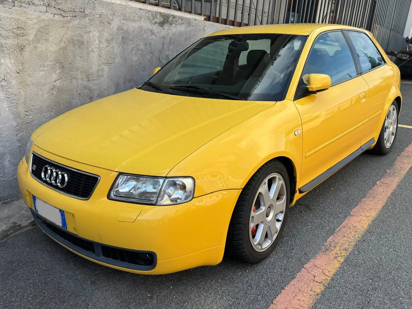 Audi S3 prima serie 1.8 turbo APY 210cv 8L Giallo - 1