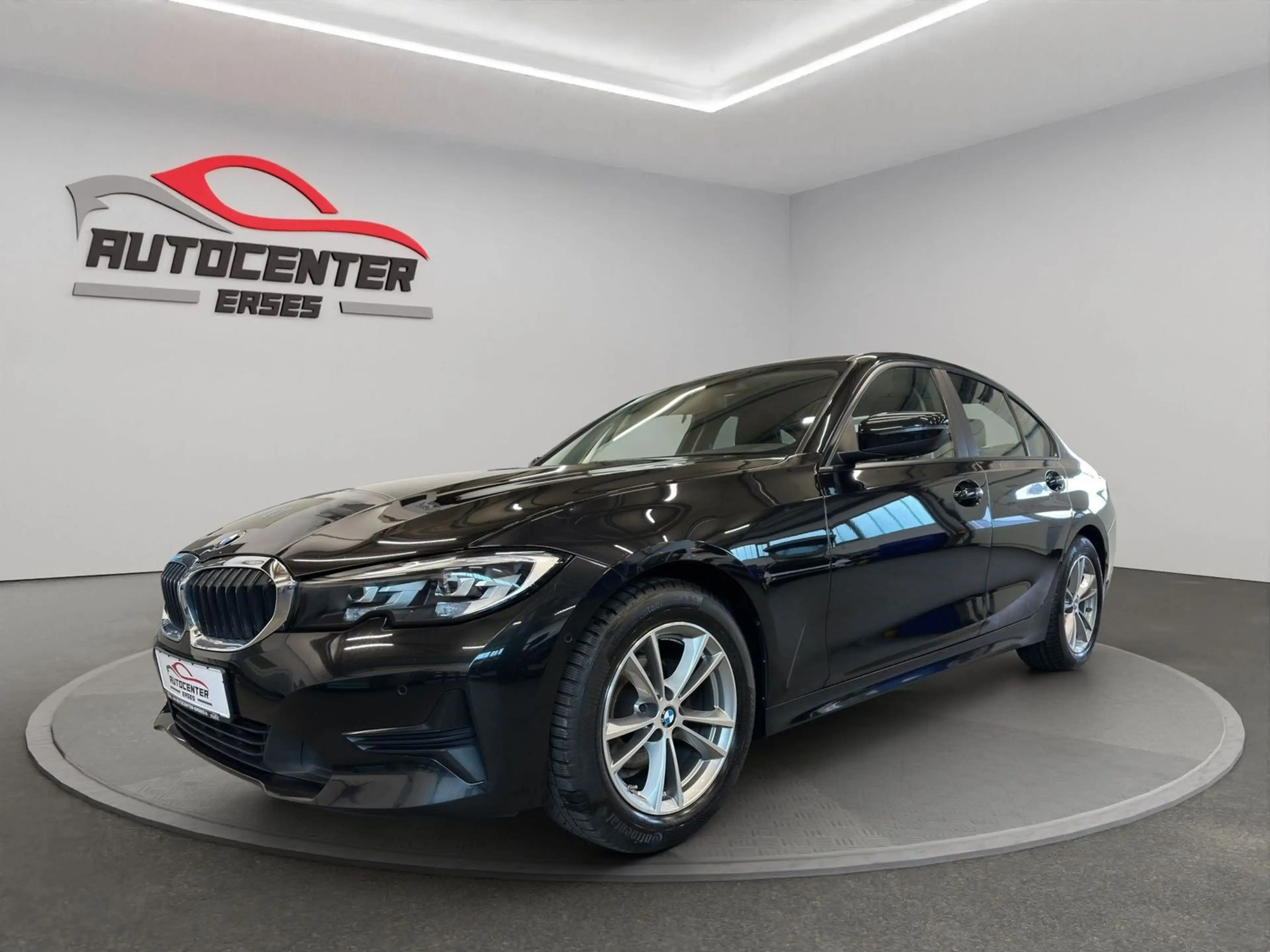 BMW 318 d Advantage Navi LED Kamera — photo 2