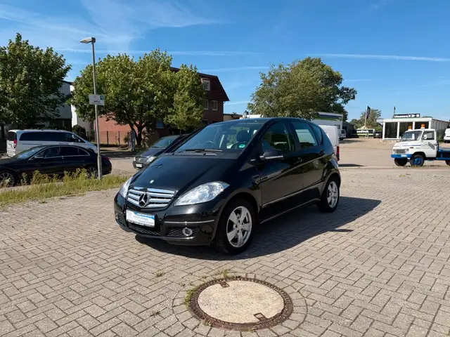 Mercedes-Benz A 200 Avantgarde+Navi+PDC+Leder+SHZ+Panorama