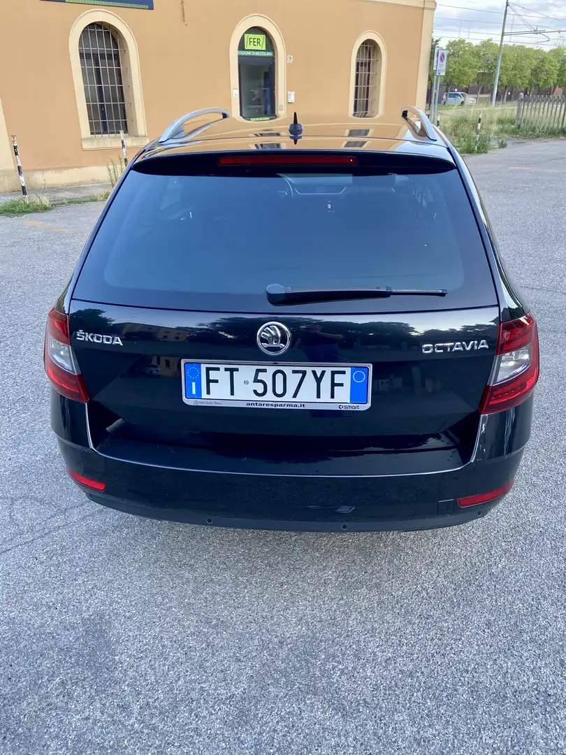 Skoda Octavia Wagon 1.6 tdi Executive pack 115cv - 2