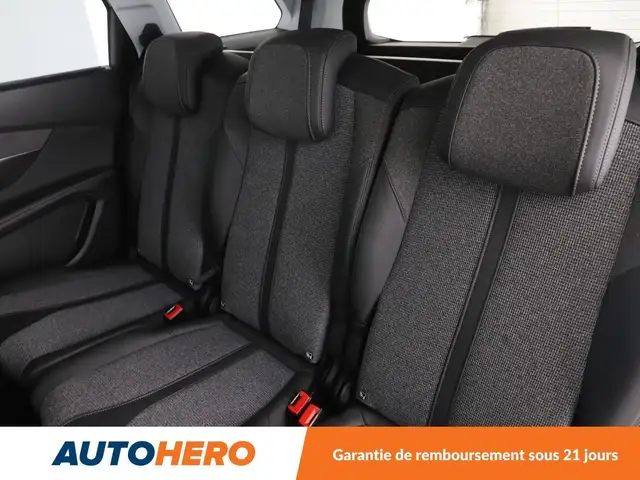 Peugeot 5008 view 14