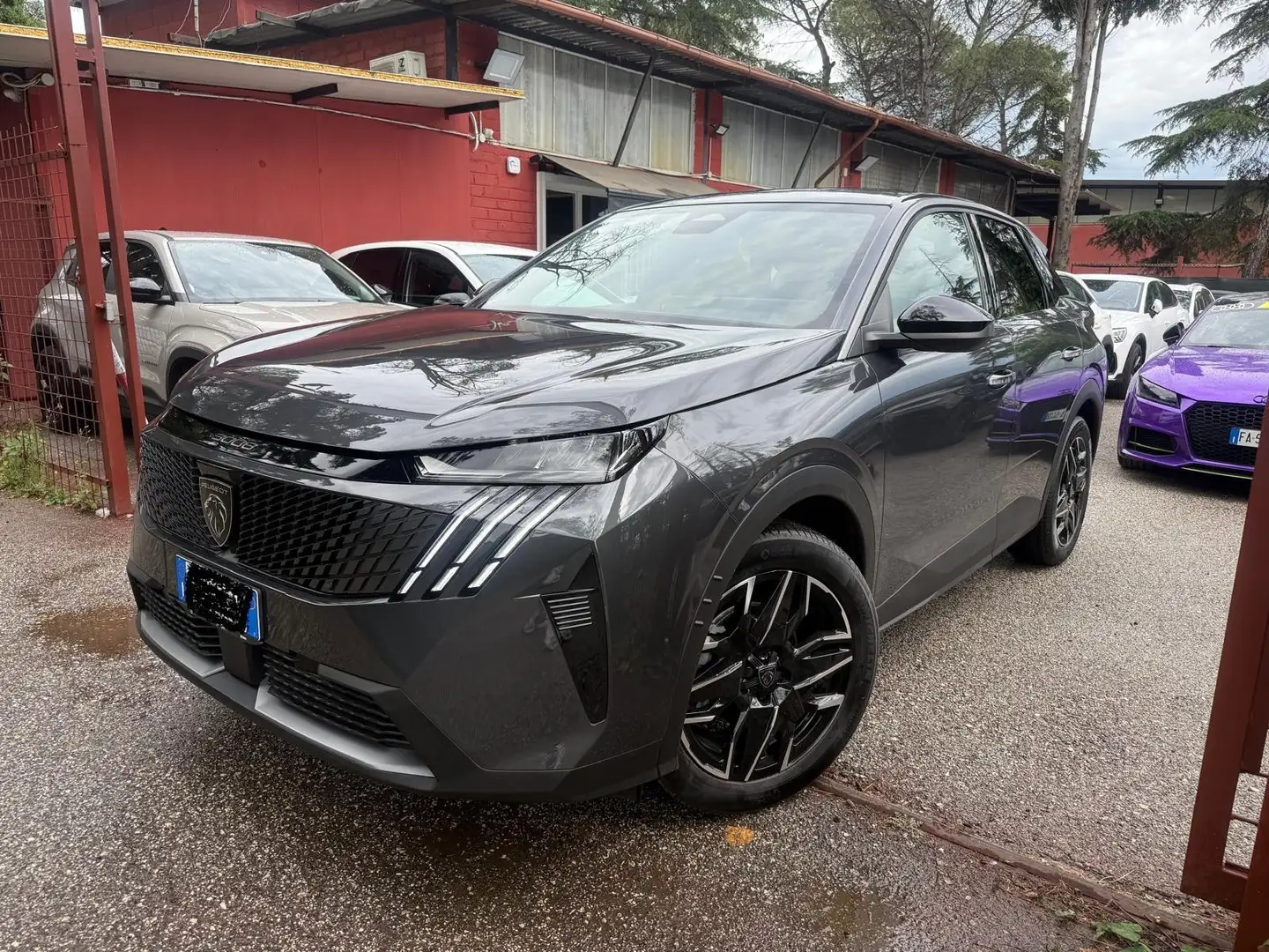 Peugeot 3008 Hybrid 145 e-DCS6 Allure Grigio - 2