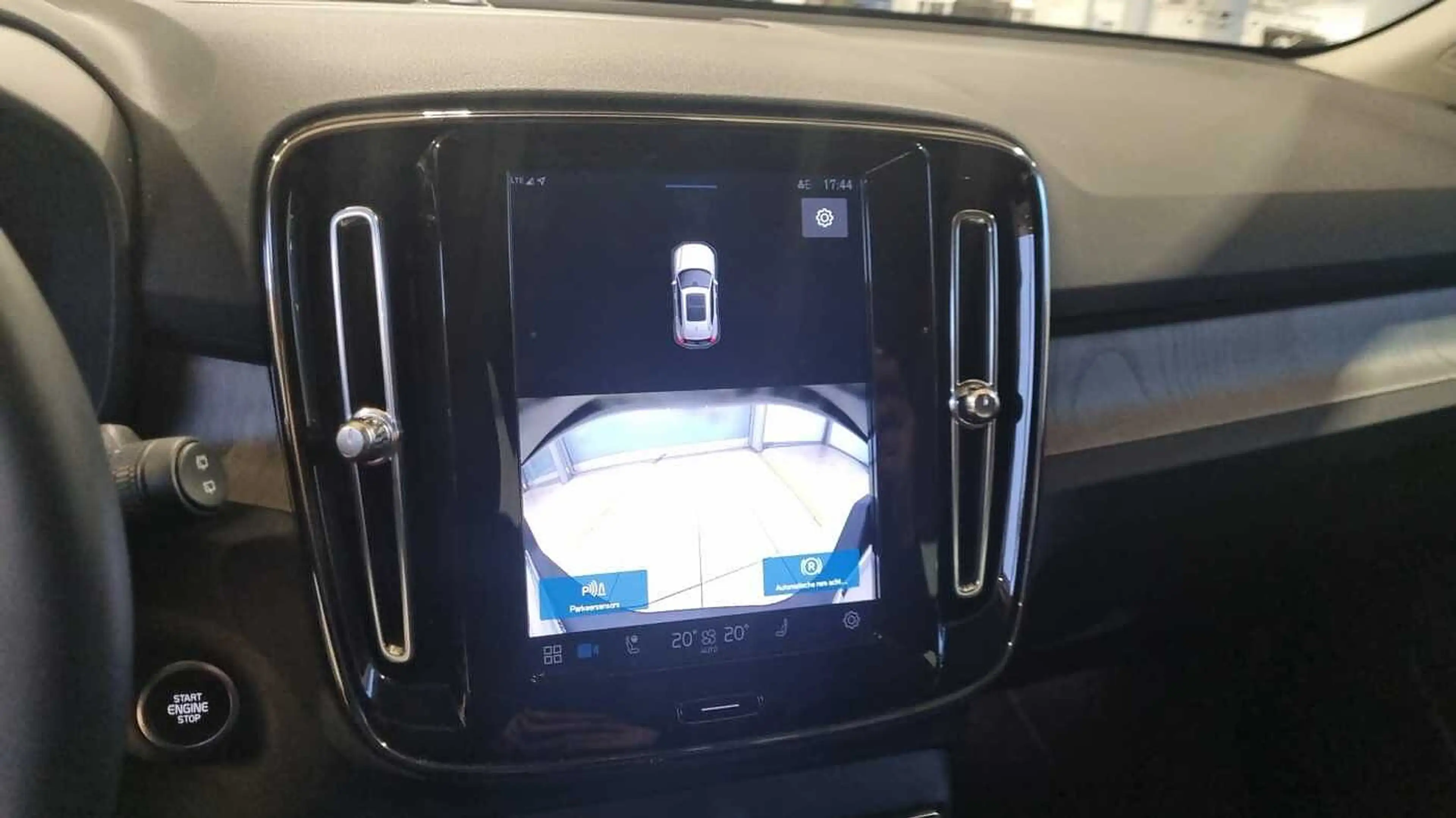 Volvo XC40 B3 Mild hybrid, Benz, leder !! 3 jaar waarborg — photo 13