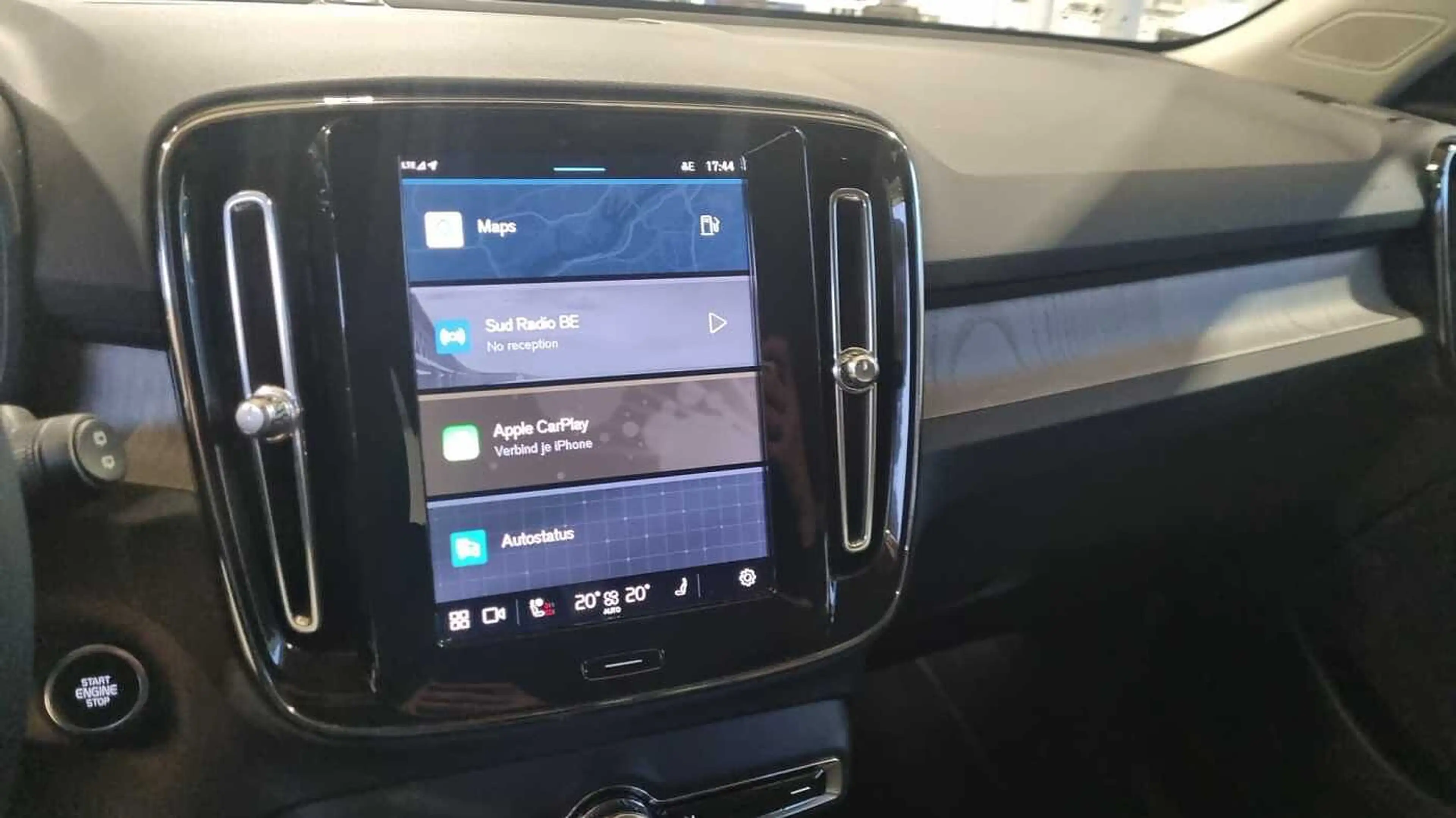 Volvo XC40 B3 Mild hybrid, Benz, leder !! 3 jaar waarborg — photo 11