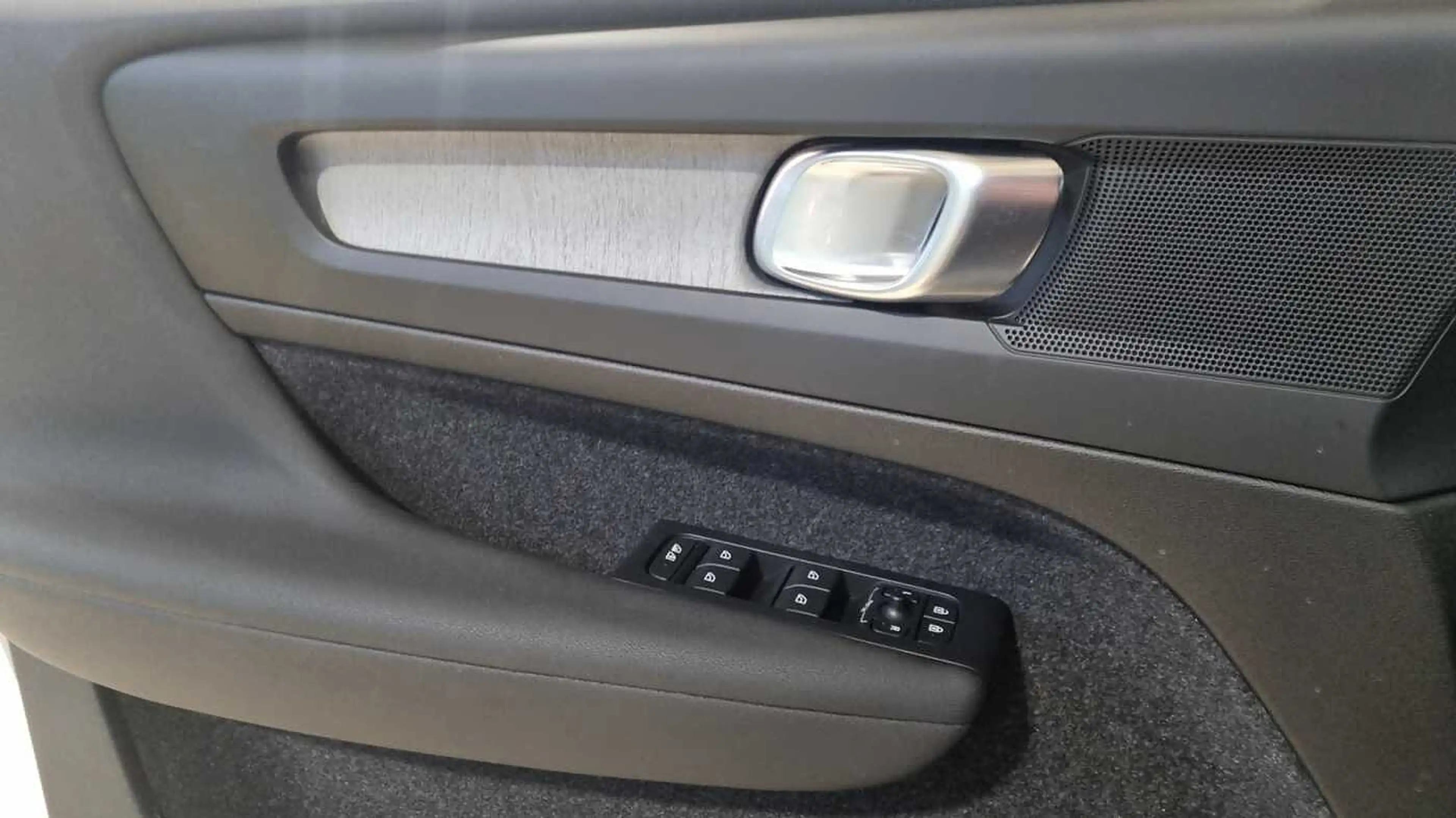Volvo XC40 B3 Mild hybrid, Benz, leder !! 3 jaar waarborg — photo 15