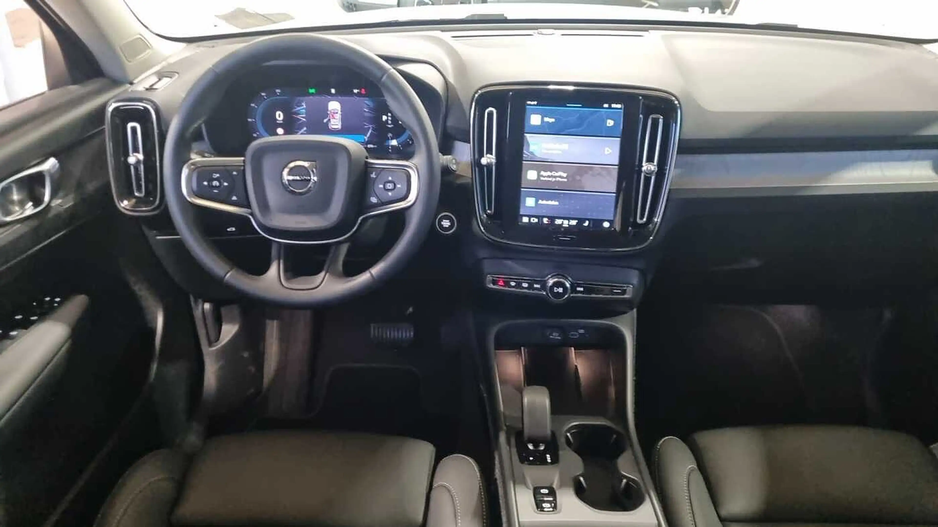 Volvo XC40 B3 Mild hybrid, Benz, leder !! 3 jaar waarborg — photo 7