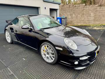 911 Turbo S PDK