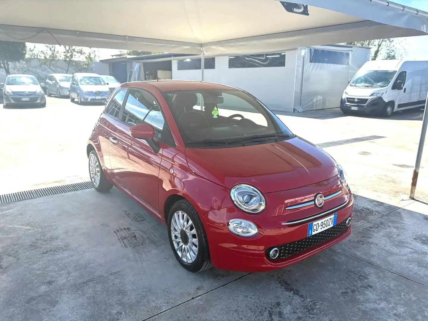 Fiat 500 1.0 Hybrid Lounge Rosso - 2