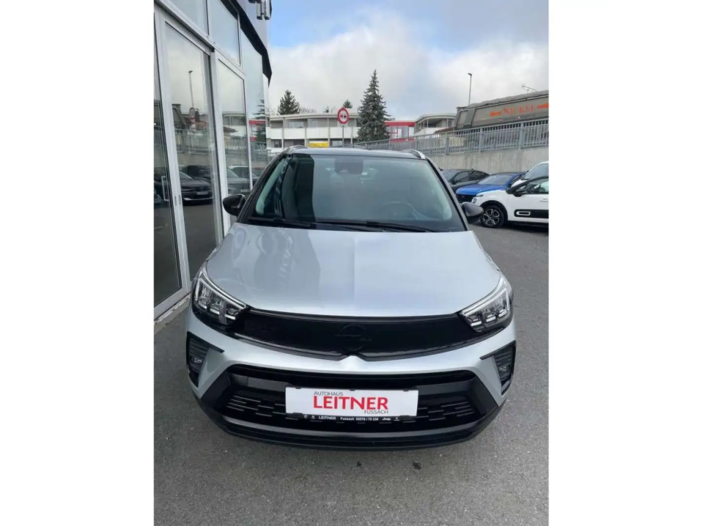 Opel Crossland X Ultimate Silber - 2