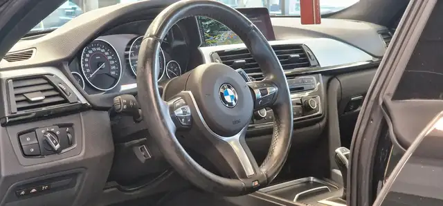 BMW 4 Series view 12