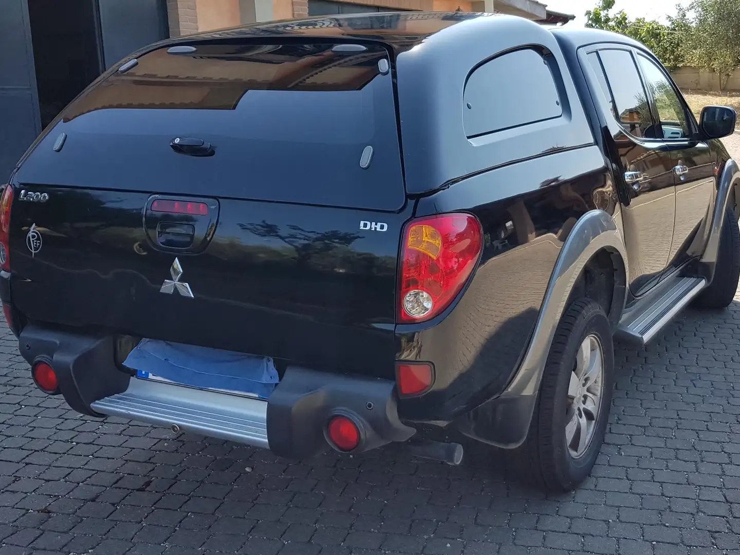 Mitsubishi L200 L200 2.5 di-d Invite Noir - 2