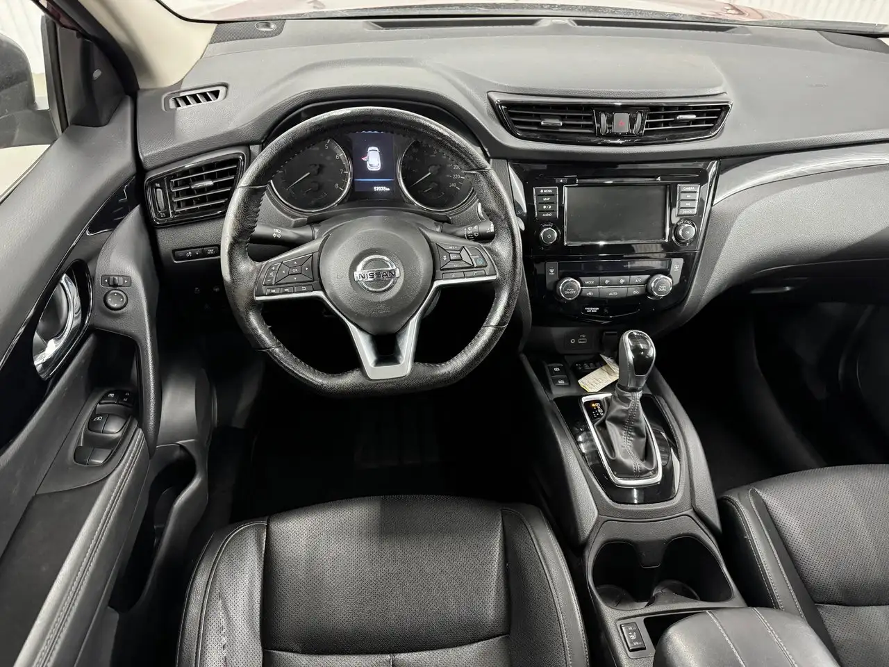 Nissan Qashqai photo Nissan Qashqai
