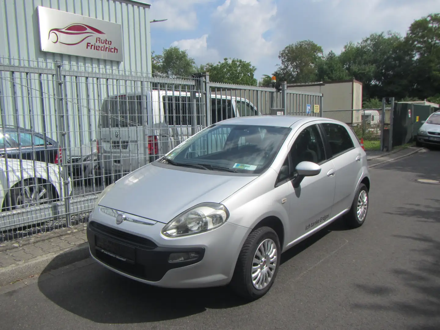 Fiat Punto Dynamic, 1.Hand, Scheckheft, TÜV neu Argintiu - 1