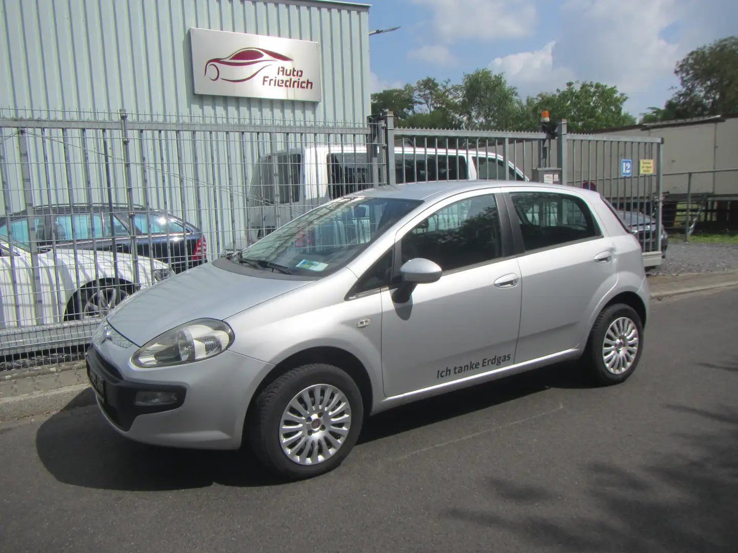 Fiat Punto Dynamic, 1.Hand, Scheckheft, TÜV neu Argintiu - 2