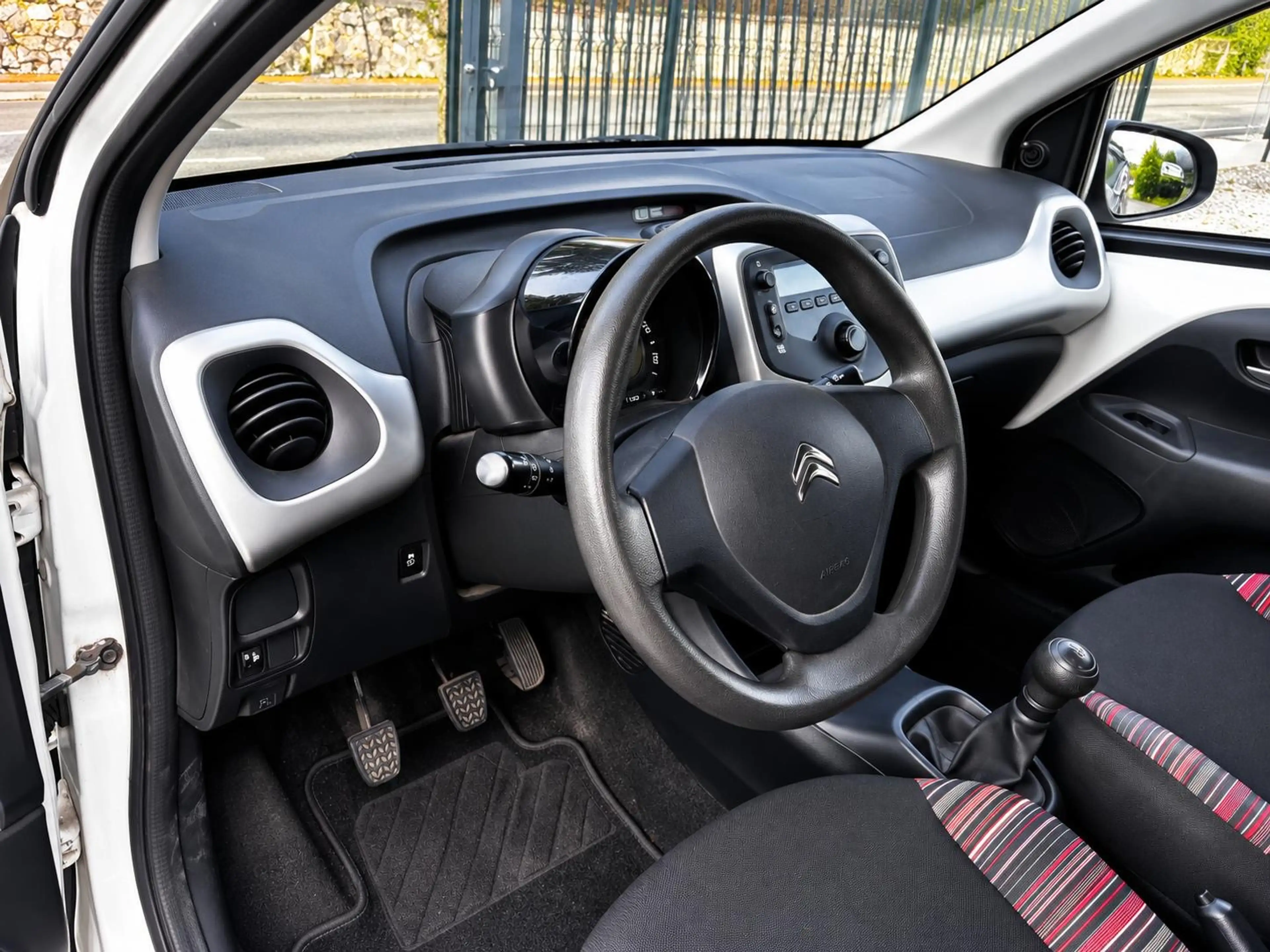 Citroen C1 1.0 VTi MOTEUR TOYOTA * CRUISE CONTROL * GARANTIE 12-36 MOIS — photo 10