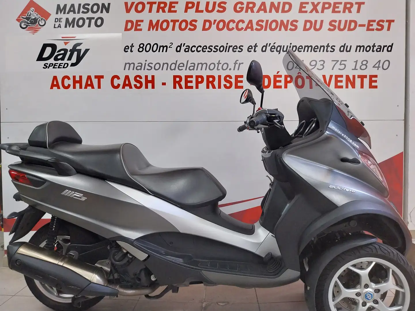 Piaggio MP3 500 Szary - 1