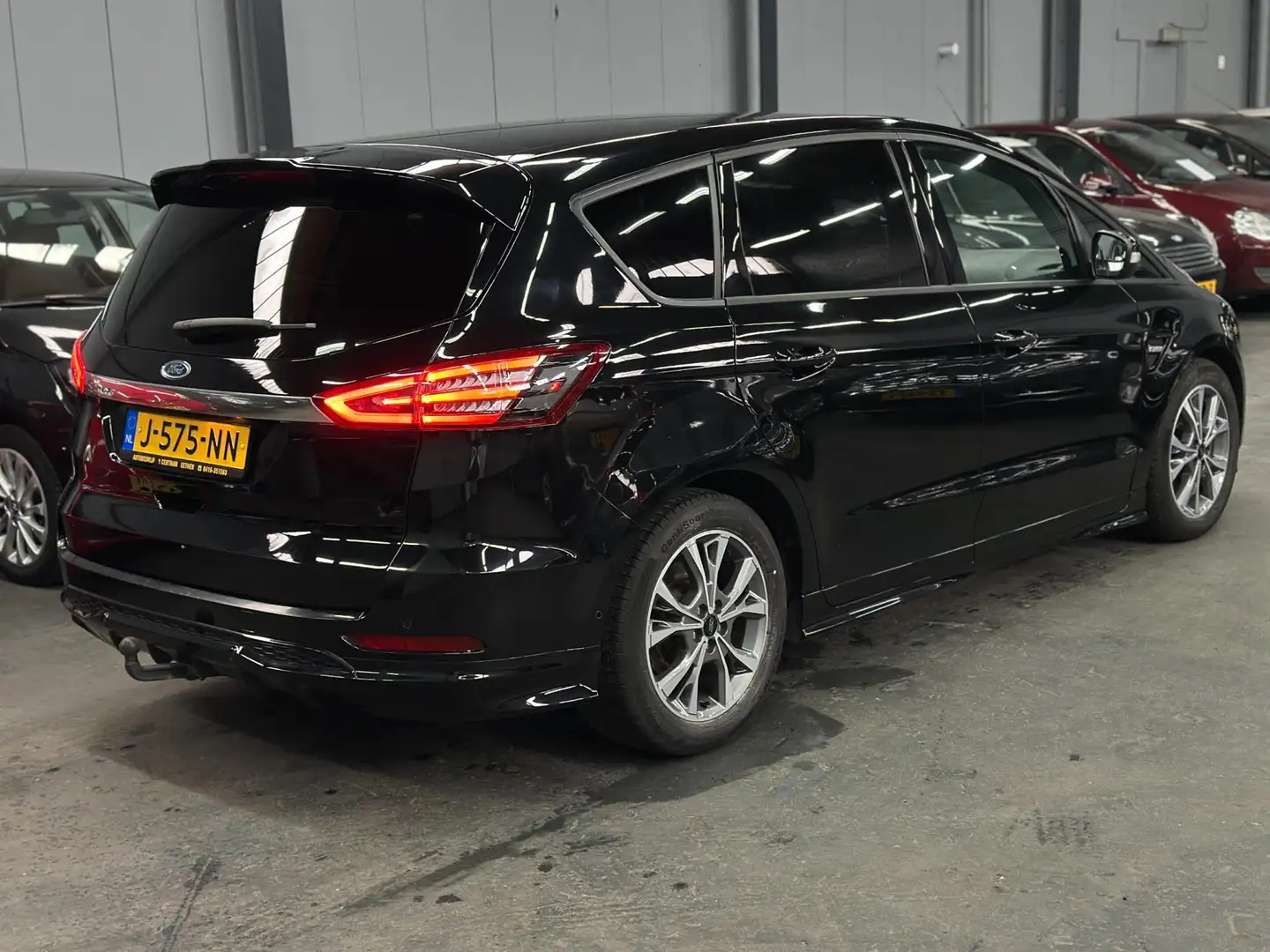 Ford S-Max 1.5 ST-Line Nieuwe APK NAP 6 Maanden Garantie Zwart - 2