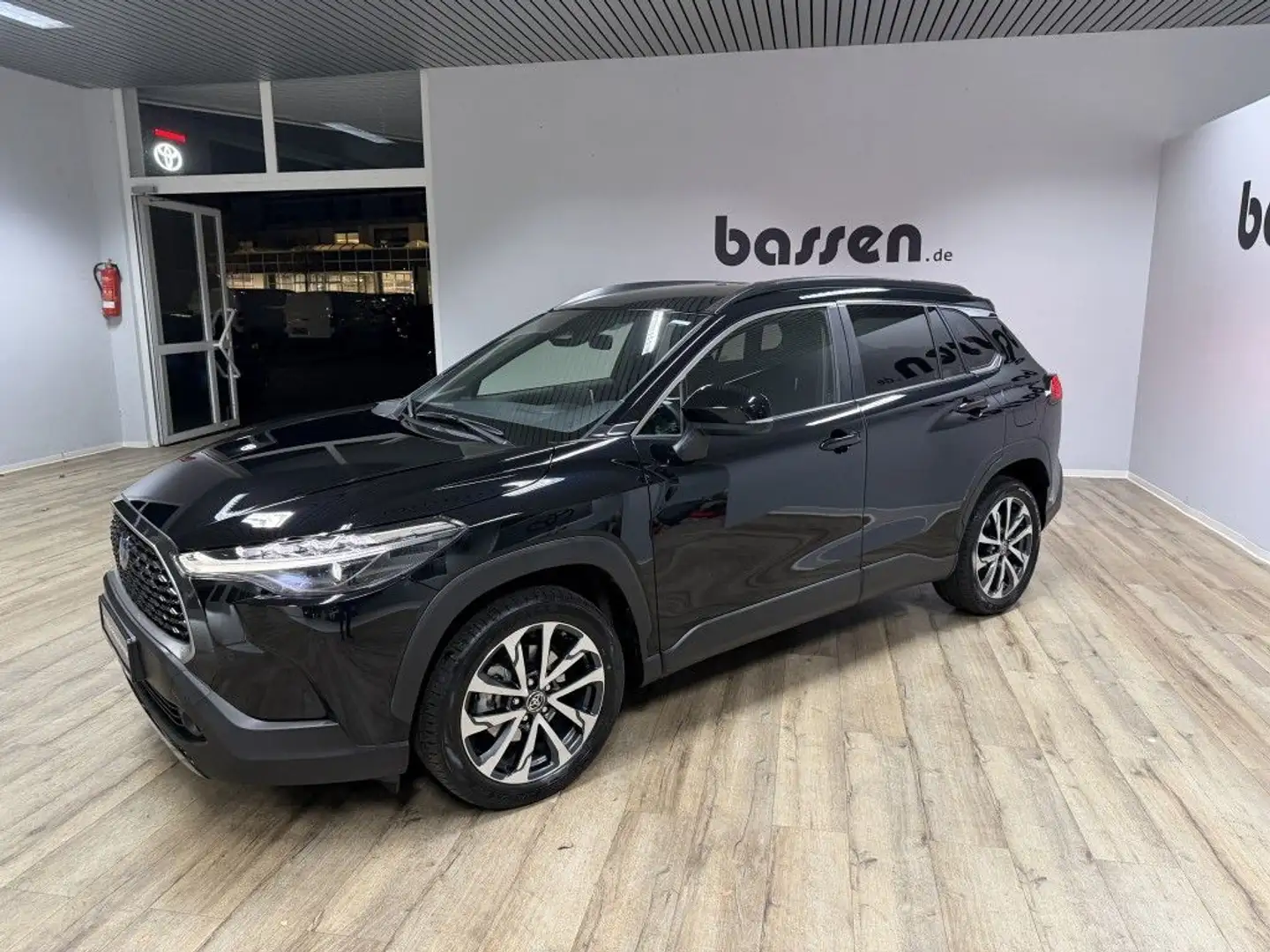 Toyota Corolla Cross Hybrid 2.0 VVT-i Team Deutschland Noir - 2