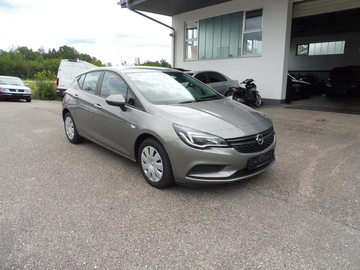 Opel Astra Selection Start/Stop / TÜV/AU NEU Grau - 1