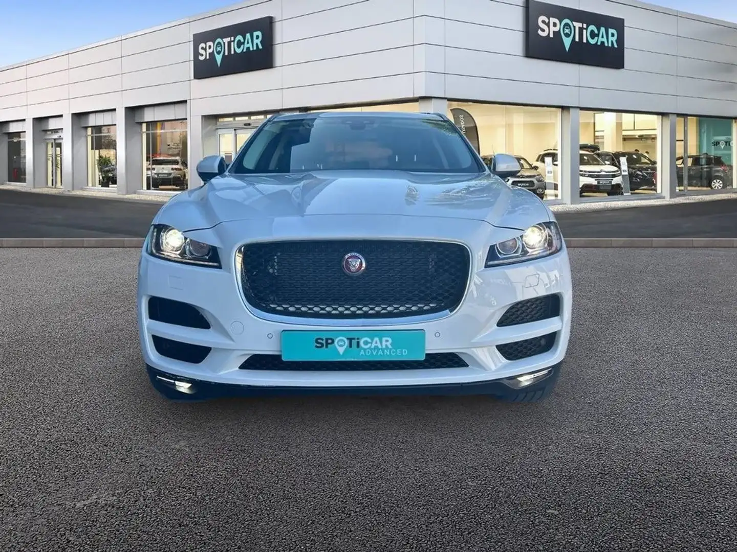 Jaguar F-Pace 2.0L i4D 120kW Prestige Blanc - 2