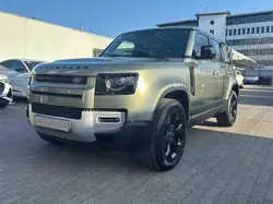 Land Rover Defender 2.0 TD Sd4 KAT ACC AHK PANO STHZ