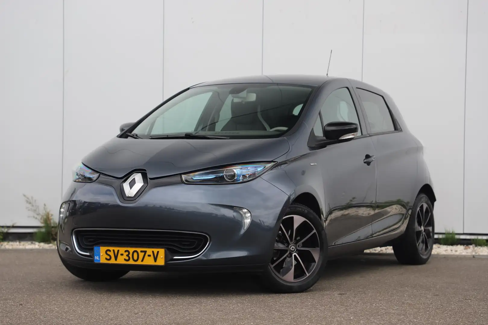 Renault ZOE Q90 Bose Quickcharge 41 kWh INCL ACCU Navigatie Le Grijs - 2