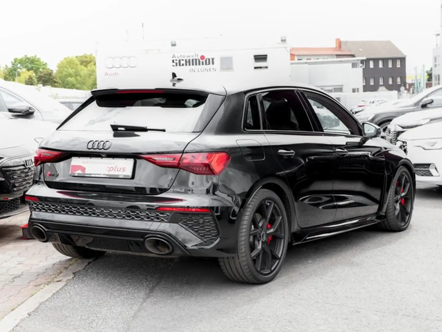 Audi RS3 Sportback 280km/h Matrix LED B&O Pano Navi+ ACC... Schwarz - 2