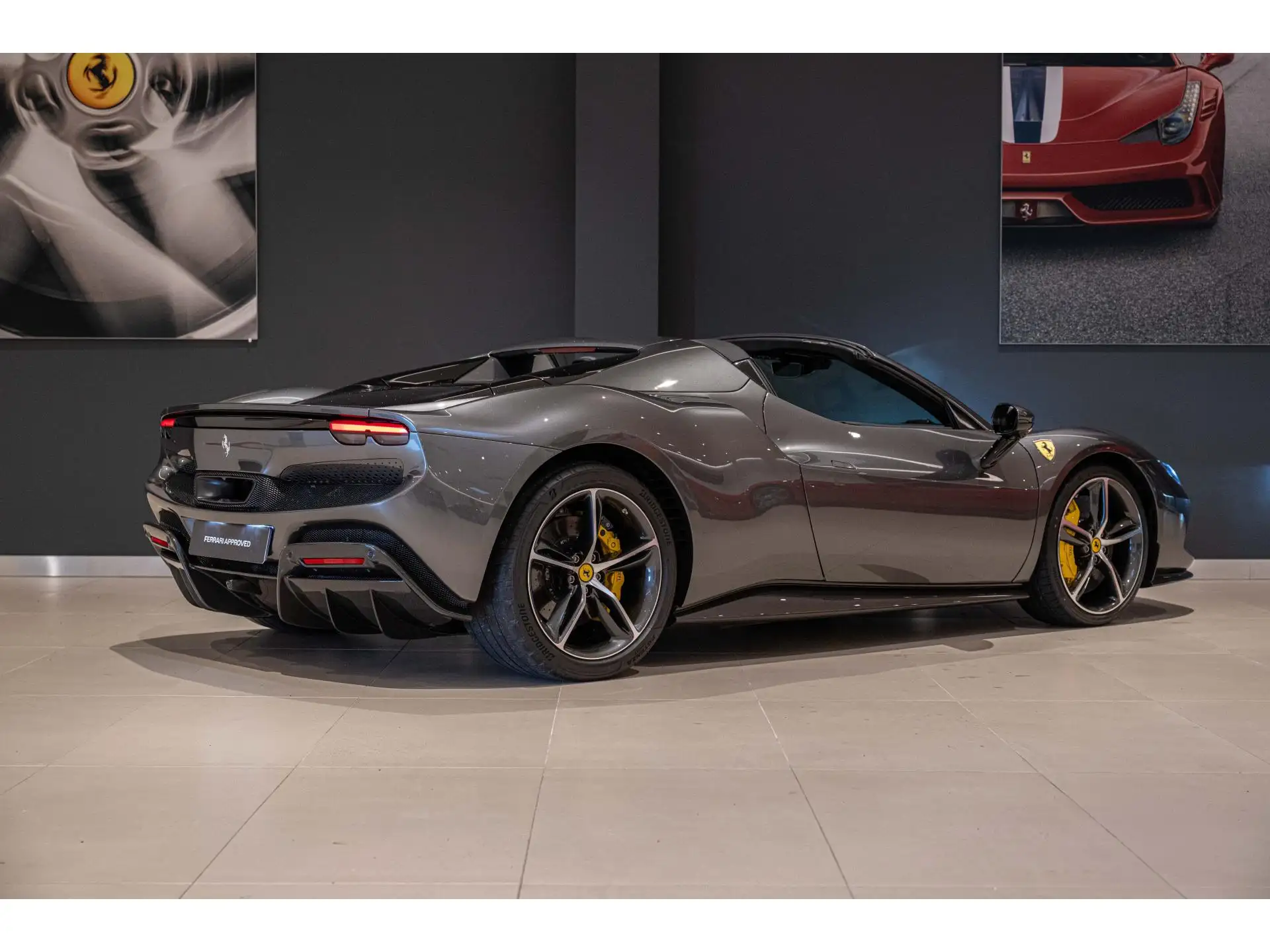 페라리 296 GTS 2023 로즈골드 사진 7