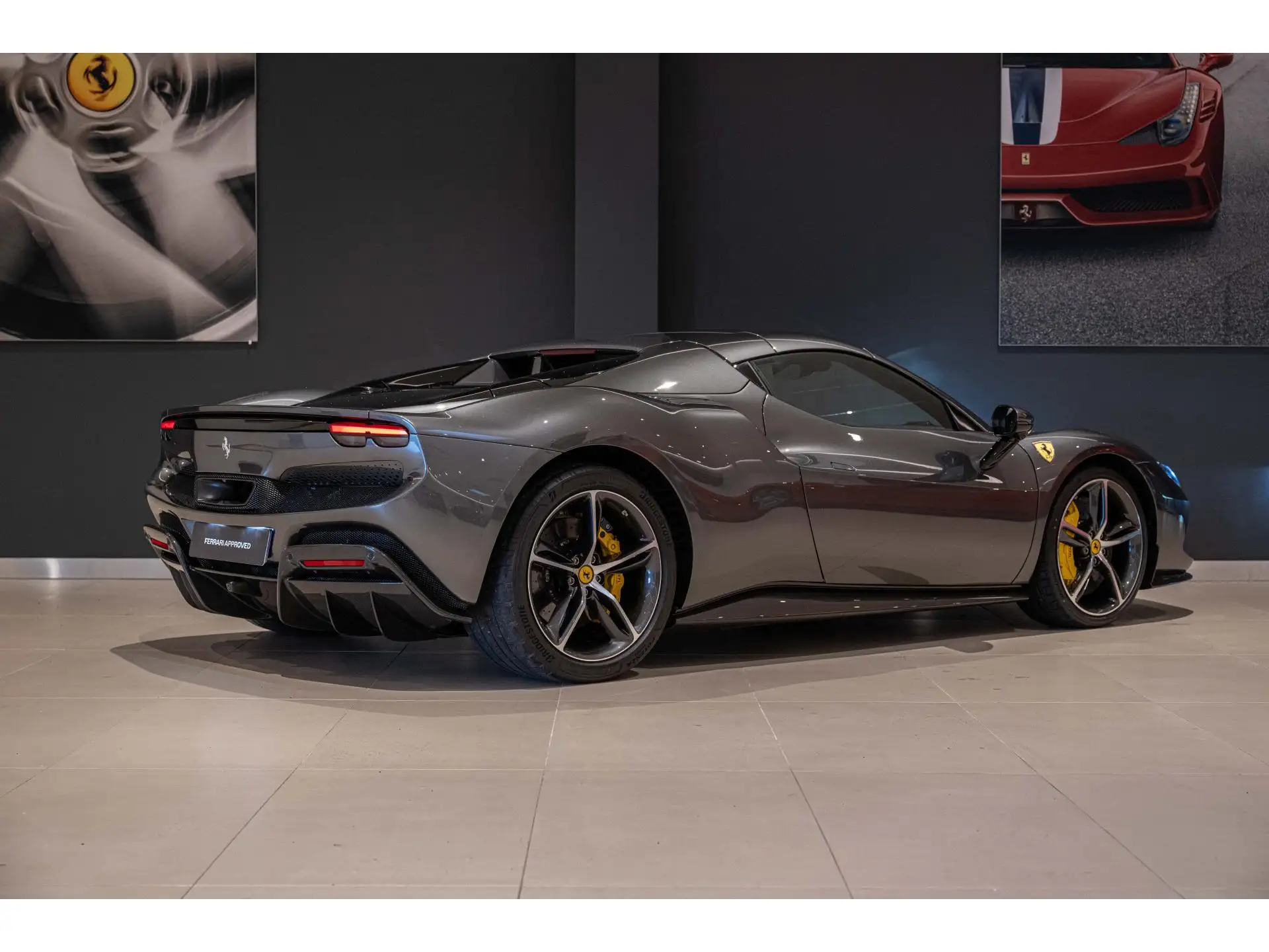 페라리 296 GTS 2023 로즈골드 사진 5