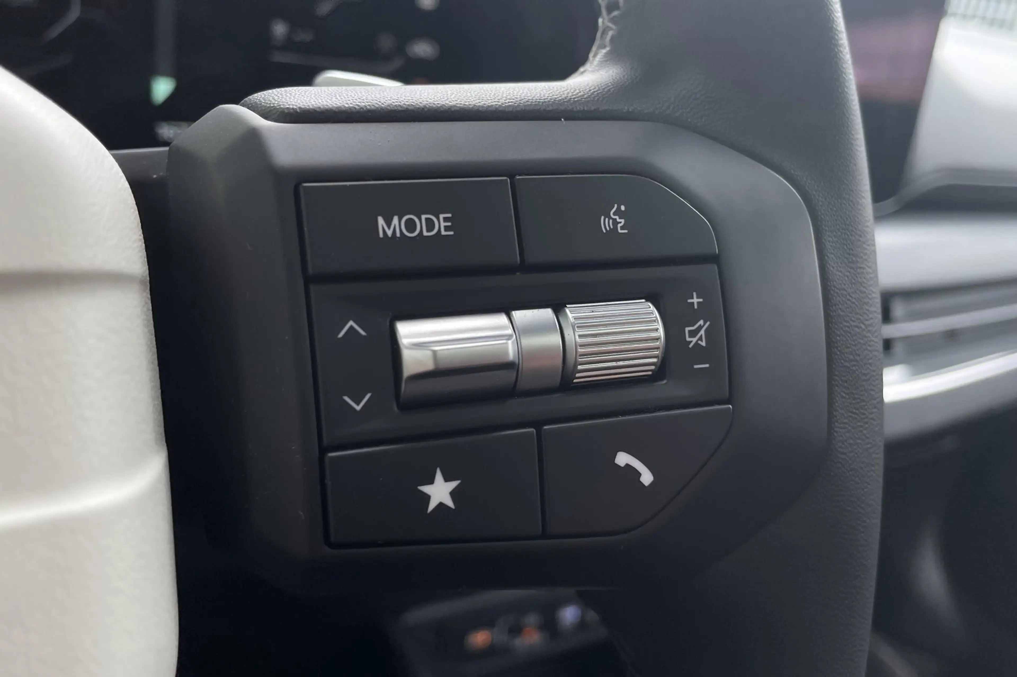 Kia K4 Sportswagon 1.0 T-GDi MHEV GT-Line Launch Edition — photo 15