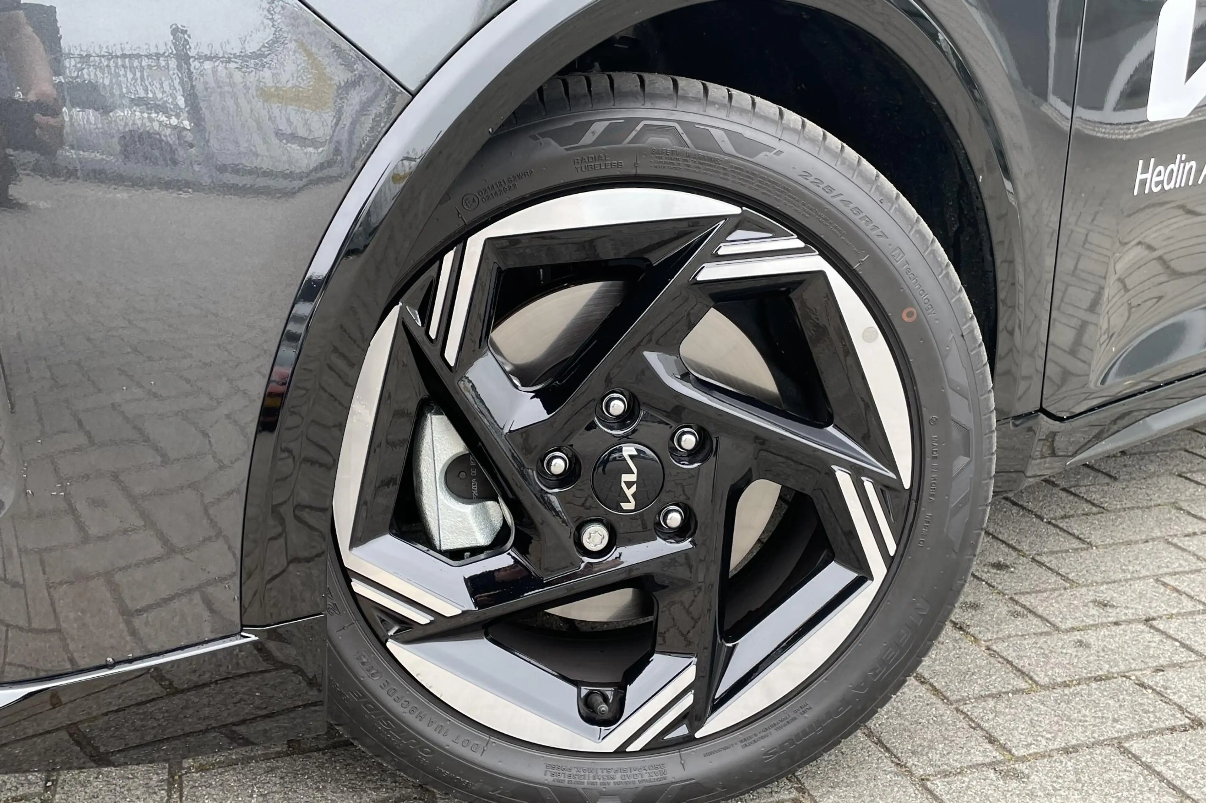 Kia K4 Sportswagon 1.0 T-GDi MHEV GT-Line Launch Edition — photo 2