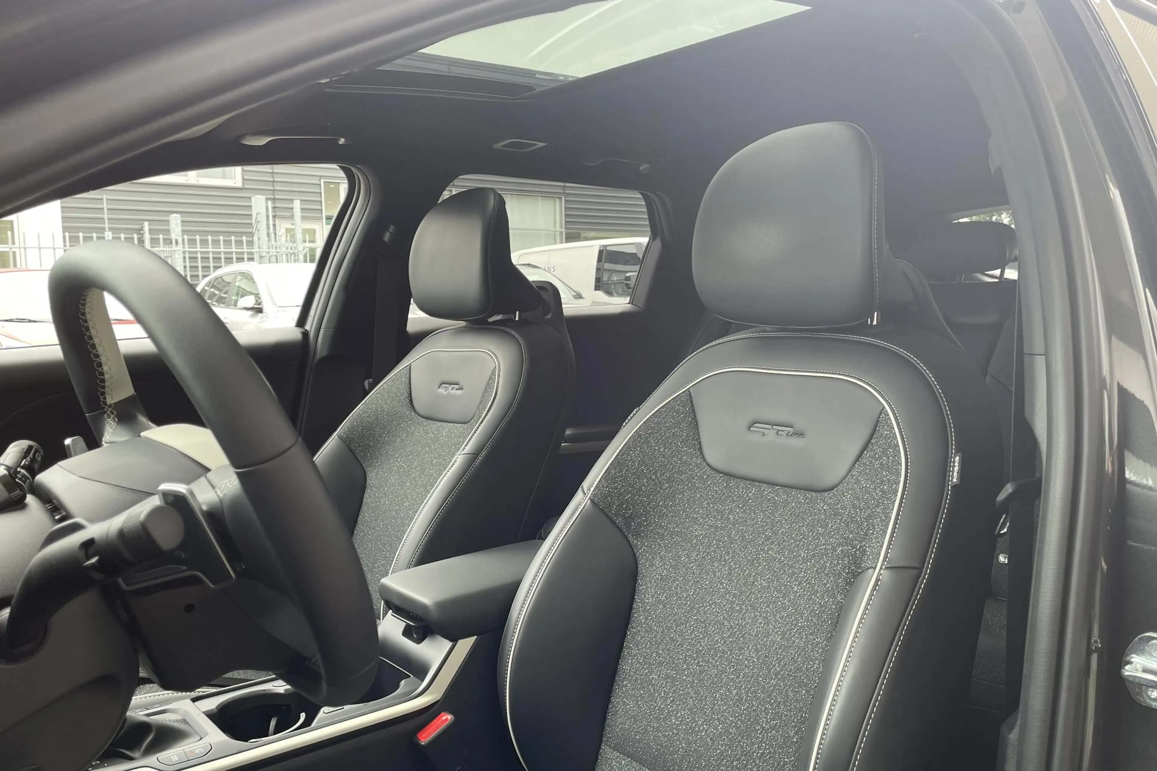 Kia K4 Sportswagon 1.0 T-GDi MHEV GT-Line Launch Edition — photo 10