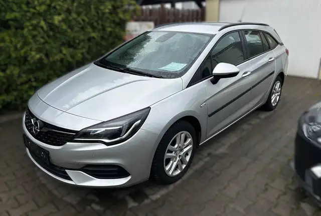 Opel Astra Sports Tourer 1.5 K Edition 1. Hand Navi PDC Met.