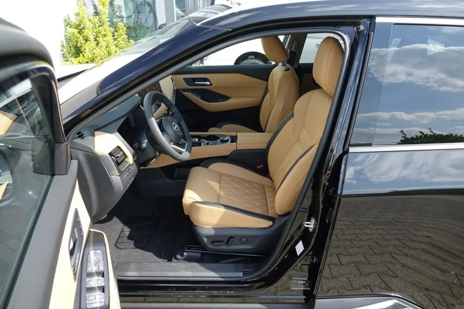 Nissan X-Trail TEKNA+ plus e-POWER e-4ORCE 5Sitz/20Zoll Schwarz - 1
