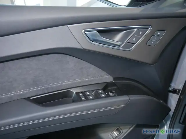 Audi Q4 E-Tron view 10