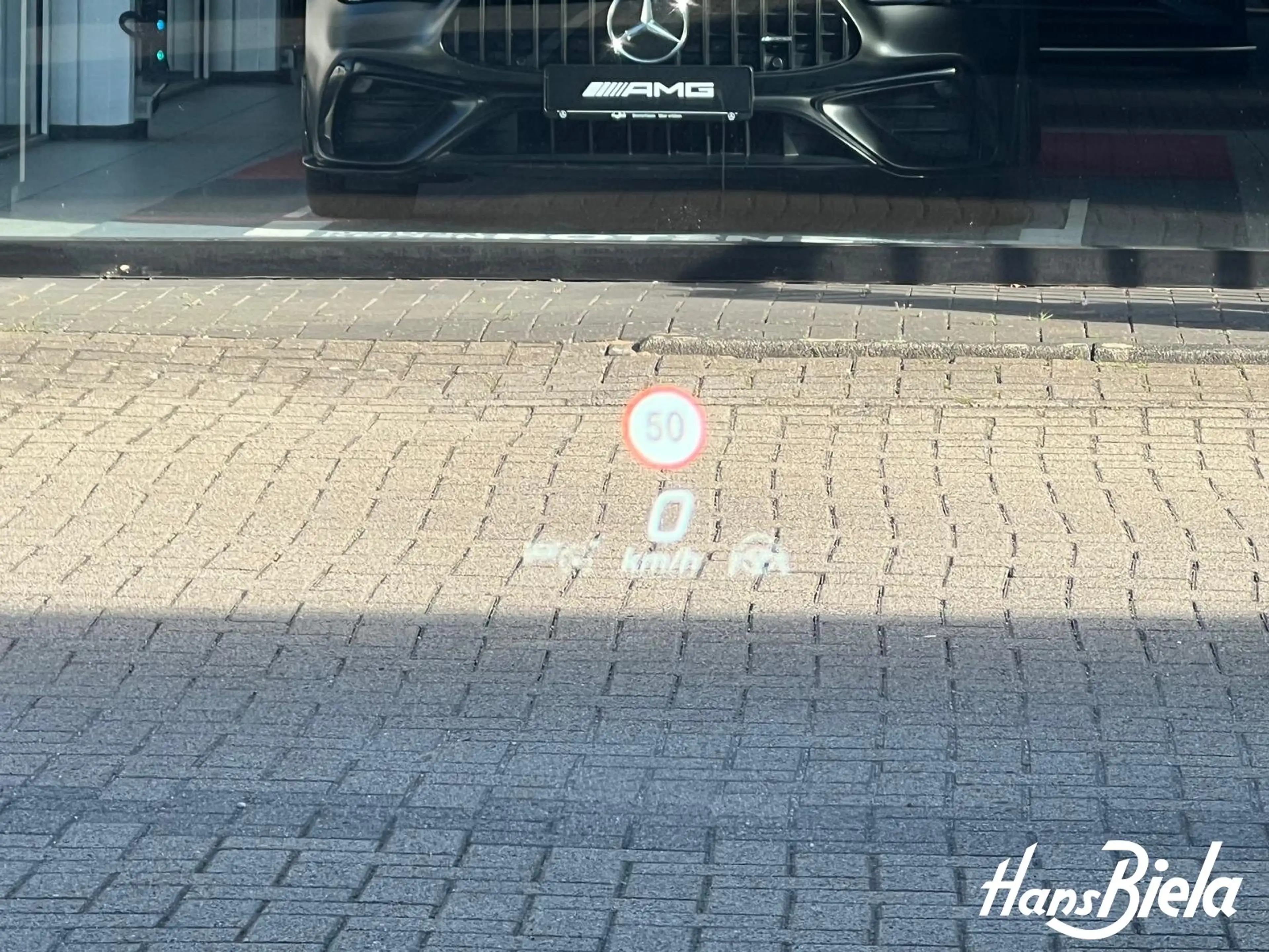 Mercedes-Benz EQA 350 EQA 350 4M AMGPrem/Pano/Mem/AHK/Dist/Bur/HUD/360 — photo 8