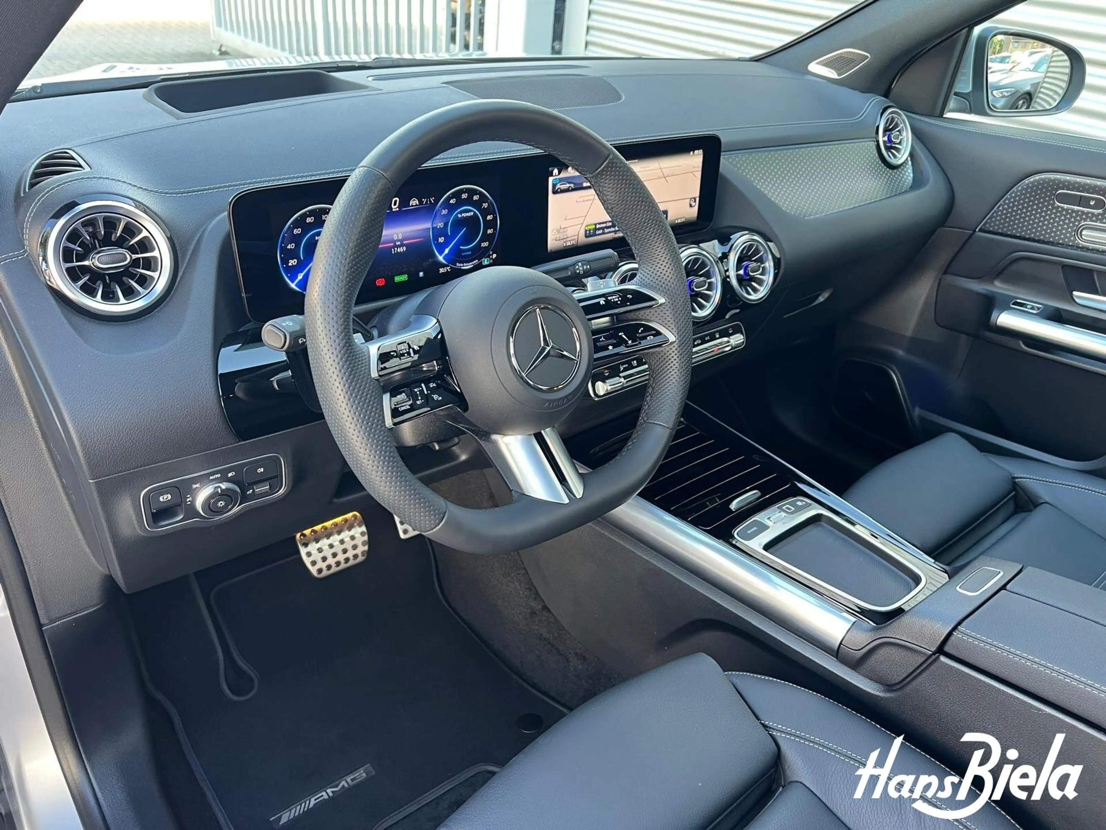 Mercedes-Benz EQA 350 EQA 350 4M AMGPrem/Pano/Mem/AHK/Dist/Bur/HUD/360 — photo 11