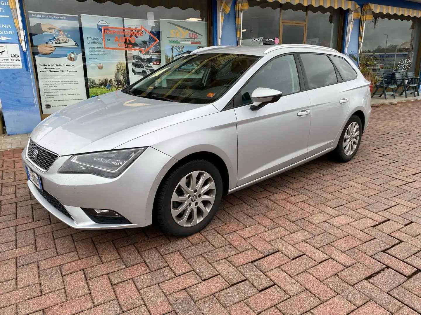 SEAT Leon Leon ST 1.6 tdi cr Style s Argent - 1