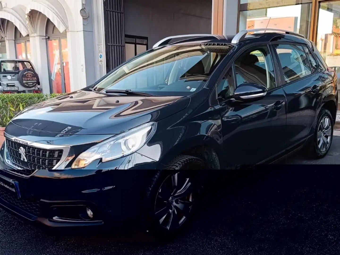 Peugeot 2008 2008 1.2 puretech Active s Bleu - 1