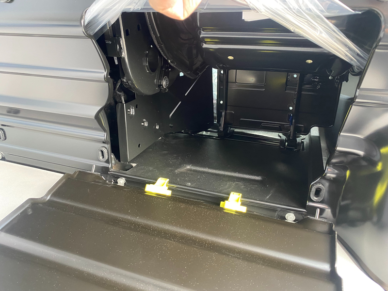 Citroen Jumpy Länge XL Diesel 120 Manuell — photo 15