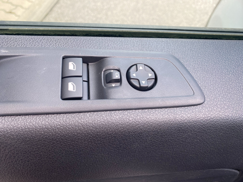 Citroen Jumpy Länge XL Diesel 120 Manuell — photo 9
